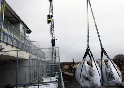 Grutage sur le chantier « Les Hauts Plateaux » à Bègles (33)