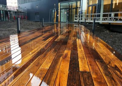 Terrasse en bois pour le quartier Bordeaux Euratlantique (33)